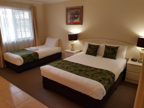 The Palms Motel Chinchilla - Accommodation Southport 1