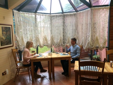 The Abbey Bed And Breakfast - Accommodation Southport 2