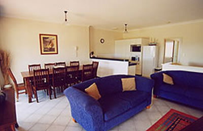 A Beachfront Villa Rockingham - Accommodation Southport 0