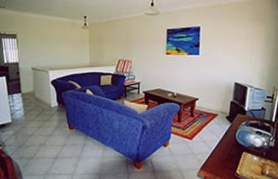 A Beachfront Villa Rockingham - Accommodation Southport 2