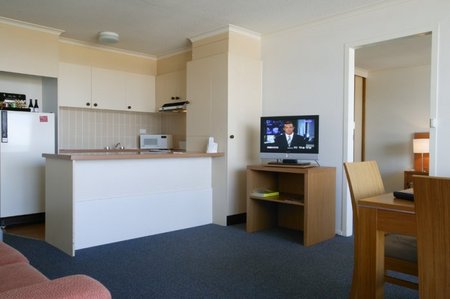 Metro Hotel & Apartments Gladstone - Southport Accommodation 2