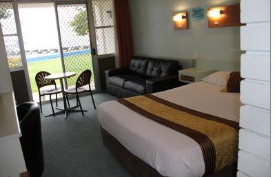 Zorba Motel - Accommodation Southport 3