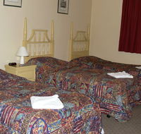 Knickerbocker Hotel Motel - Southport Accommodation
