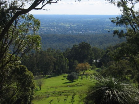 Vista Ridge Estate - Top Paddock Cottage - Southport Accommodation 2