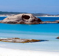 Pink Lake Tourist Park - Accommodation Southport