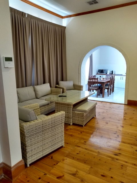 Adelaide Hills Birdwood Cottage - Southport Accommodation 0