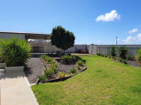 Agape Holiday Home - Southport Accommodation 1