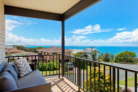 Apricari - Southport Accommodation 1
