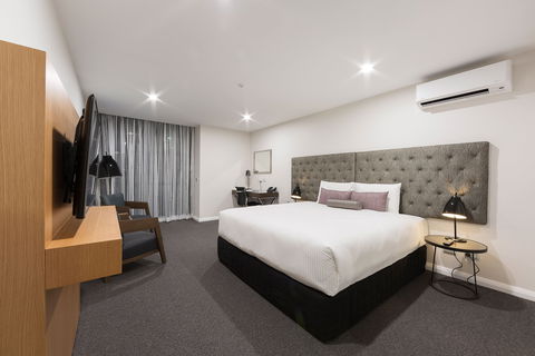 Avenue Hotel Canberra - Southport Accommodation 2
