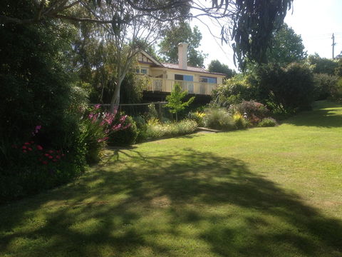 Beauty Point Cottages - Accommodation Southport 2