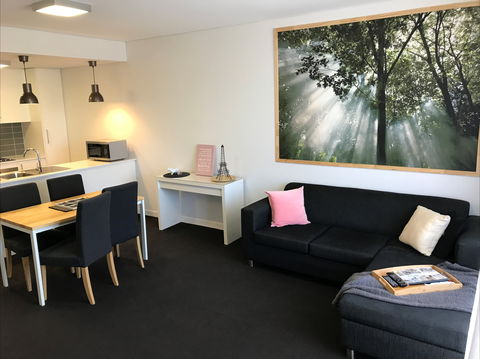 Canberra Furnished Accommodation - Southport Accommodation 2