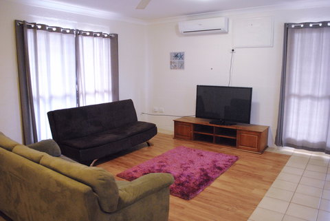 East Arnhem Real Estate - 6A Isal - Accommodation Southport 0