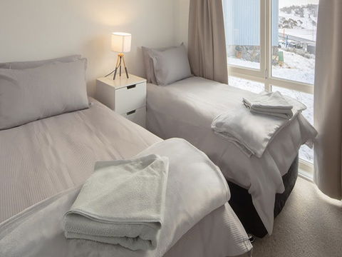 Numbananga Lodge - Southport Accommodation 2