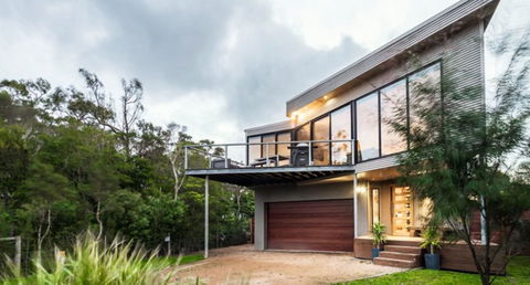 Shearwater Beach House - Accommodation Southport 1