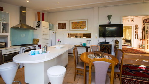 Vatu Sanctuary - Southport Accommodation 2