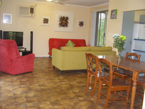 Wagait Beach Holiday Houses - Southport Accommodation 2