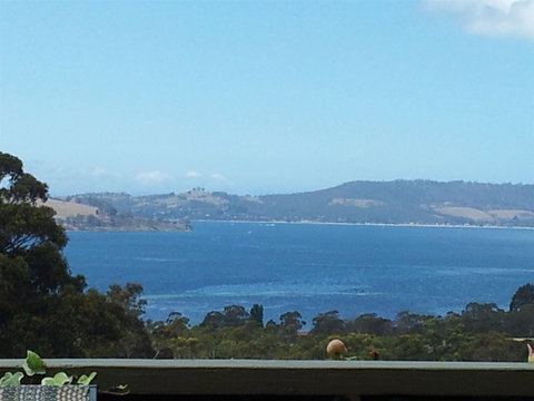 Waterview Gardens B&B - Southport Accommodation 1