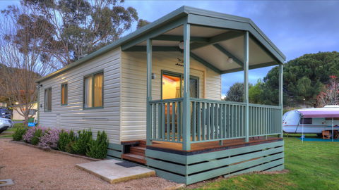 Beechworth Lake Sambell Caravan Park - Southport Accommodation 1
