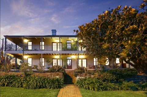 Bellevue Accommodation (The Bellevue Kiama) - Southport Accommodation 0