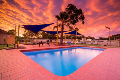 BIG4 Bendigo Park Lane Holiday Park - Southport Accommodation 2