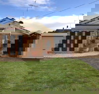 Canalside Family Getaway - Accommodation Southport