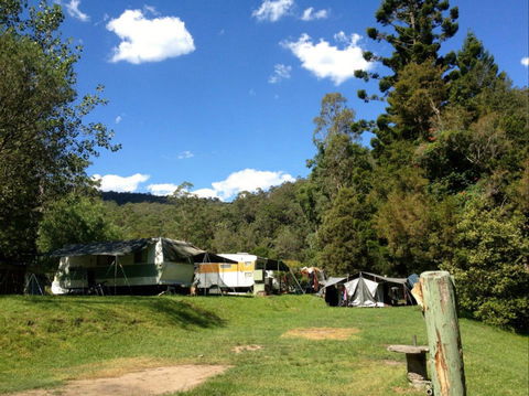 Ferndale Caravan Park - Southport Accommodation 2