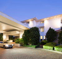Ramada by Wyndham Diplomat Canberra - Southport Accommodation