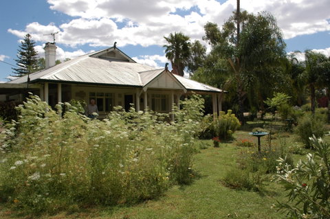 Renmark Holiday Home Willows & Waterbirds - Southport Accommodation 1