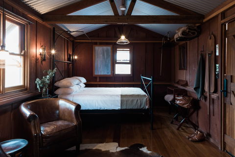 Saltbush Retreat - Southport Accommodation 1