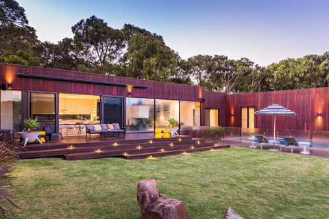 Sophies Vineyard - Accommodation Southport 0