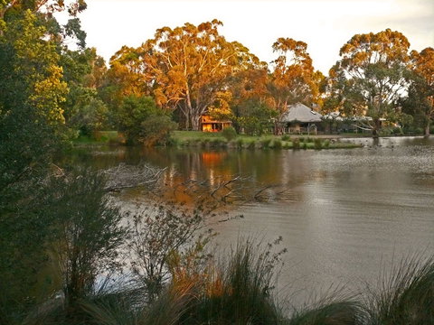 The Burrow At Wombat Bend Bed And Breakfast - Accommodation Southport 2