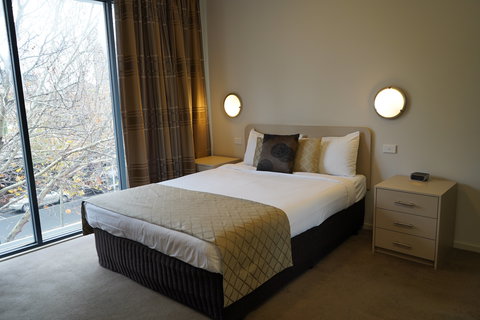 Carlton Lygon Lodge - Accommodation Southport 1