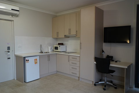 Carlton Lygon Lodge - Accommodation Southport 2