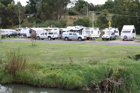 Crookwell Caravan Park - Southport Accommodation 0