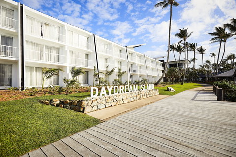Daydream Island Resort And Living Reef - Southport Accommodation 2