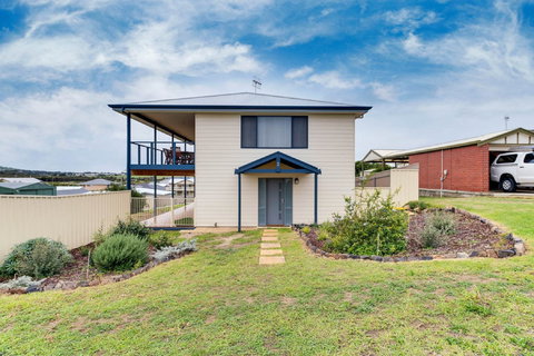 Hayborough Haven 3 - 3 Fifth Avenue - Hayborough - Accommodation Southport 1