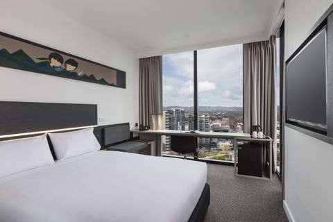 Ibis Adelaide - Southport Accommodation 0