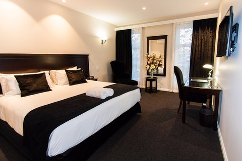 International Hotel Wagga Wagga - Accommodation Southport 1