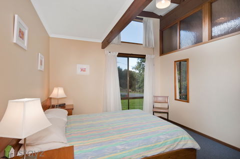 Ocean Vista Holiday Home - Southport Accommodation 2
