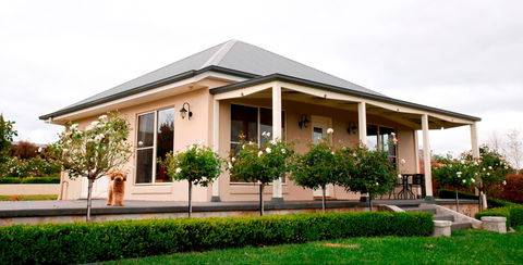 Stay Bathurst - Southport Accommodation 2