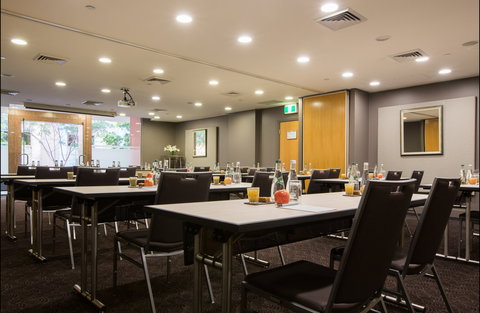 The Sebel Quay West Suites Sydney - Accommodation Southport 1