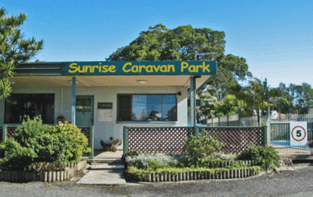 Sunrise Caravan Park - Accommodation Southport