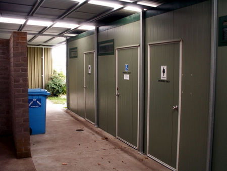 Sale Showground Caravan And Motorhome Park - Accommodation Southport 4