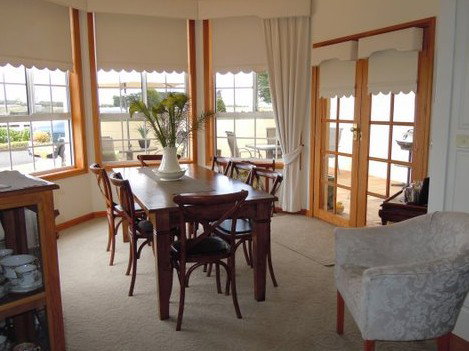 Killara Accommodation - Accommodation Southport 2