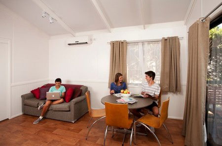 Airport Tourist Village Melbourne - Southport Accommodation 5