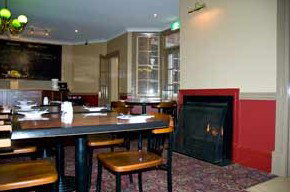 The Grand View Hotel Wentworth Falls - Accommodation Southport 3