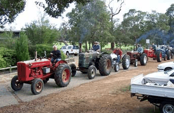 Hugh Manning Tractor  Machinery Museum - Accommodation Southport