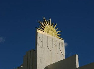 Sun Theatre - Accommodation Southport 1