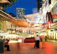 Queen Street Mall - Southport Accommodation