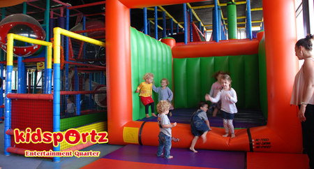 Cool Cats - Accommodation Southport 1